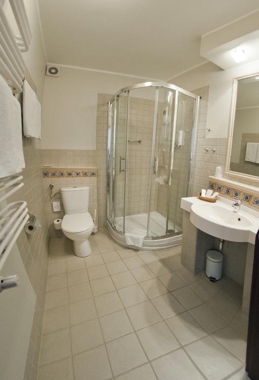 Hotel Zubrowka Spa & Wellness Bialowieza Room photo
