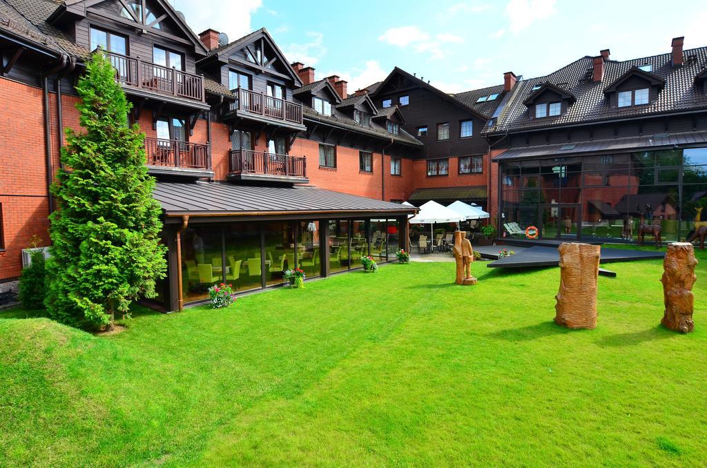 Hotel Zubrowka Spa & Wellness Bialowieza Exterior photo