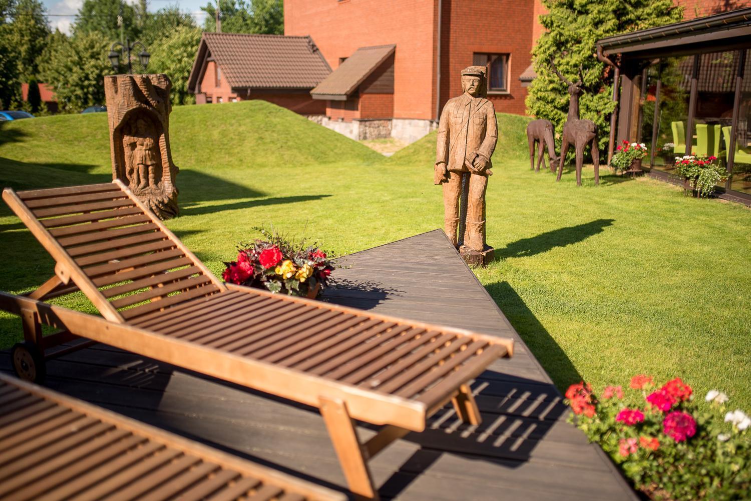Hotel Zubrowka Spa & Wellness Bialowieza Exterior photo
