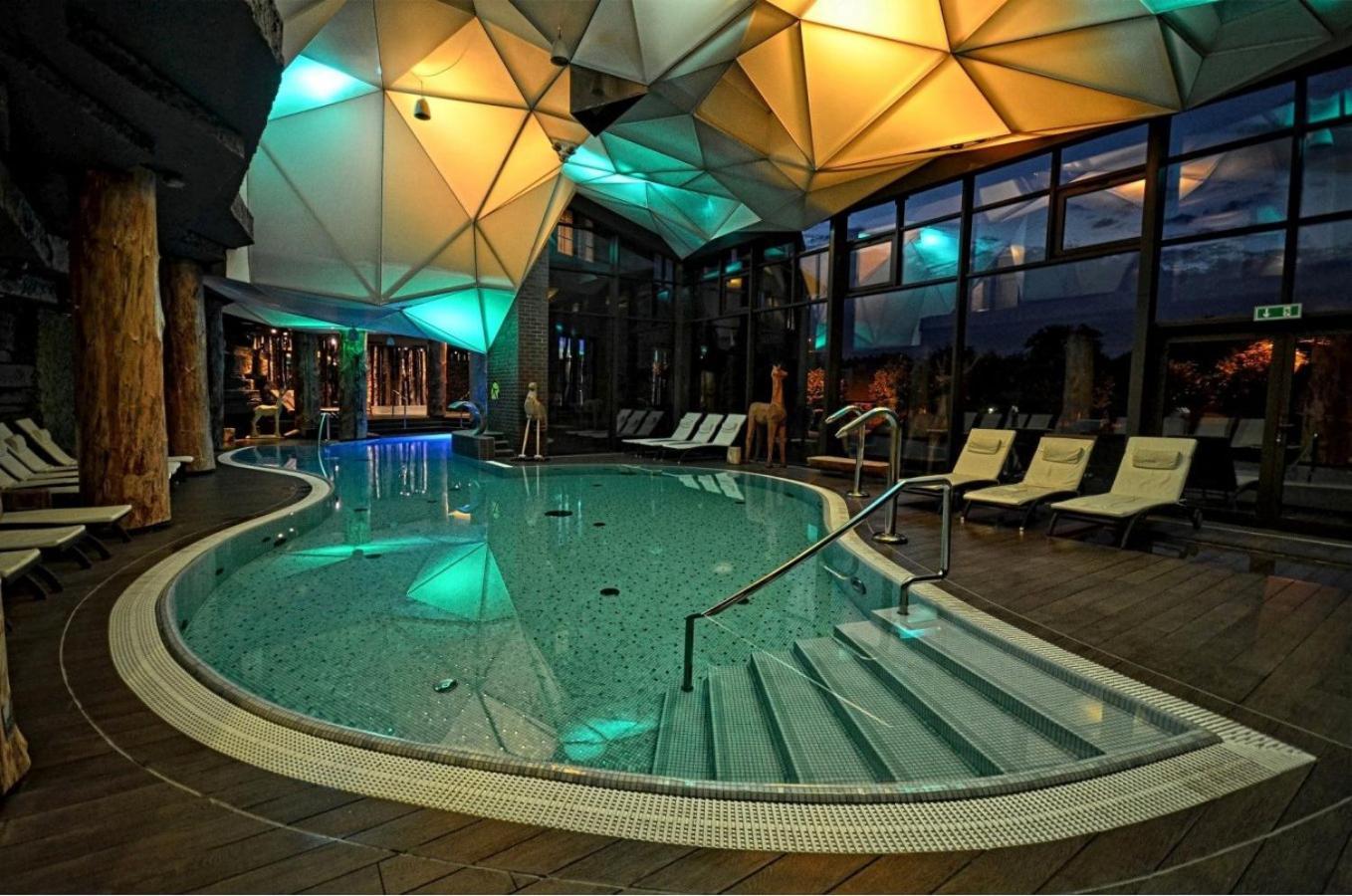 Hotel Zubrowka Spa & Wellness Bialowieza Exterior photo